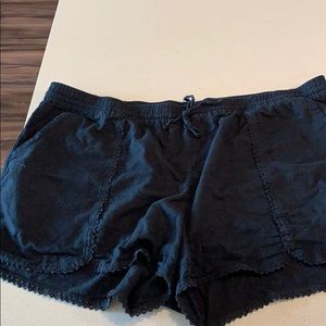 Women’s linen drawstring shorts